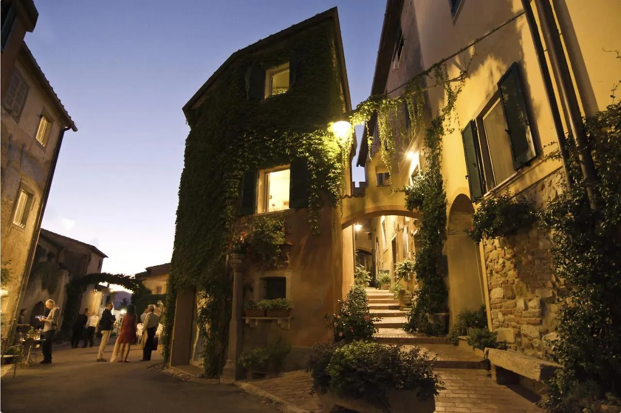 Apartment La Casetta Di Borgo -Appartamento Peperone Lajatico Italy